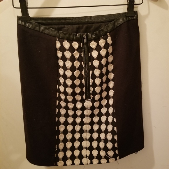 H&M Office Lady Skirt - Picture 3 of 3